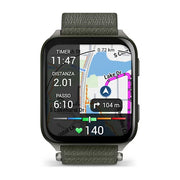 Cassa sottile in titanio con finitura colore moss e cinturino in nylon ComfortFit del Garmin Venu X1